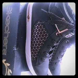 Girls Sketcher shoutout 2.0 metallic magic black